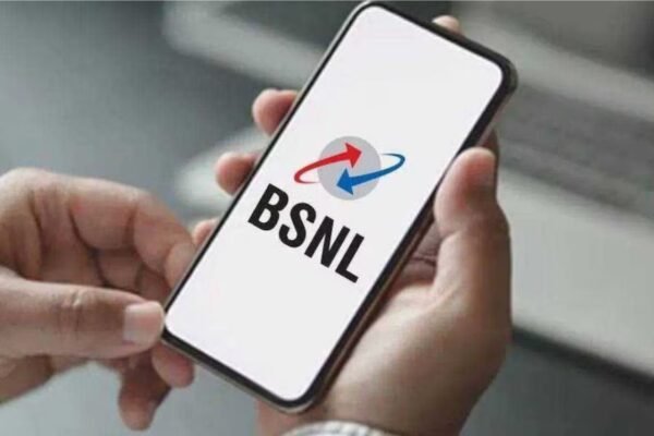 BSNL Gives Intense Rivalry to Jio-Airtel, Dispatches A Live Television Application