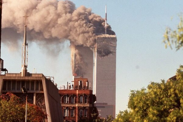 Just before he passed away, photojournalist Bill Biggart captured the 9/11 attacks on camera.