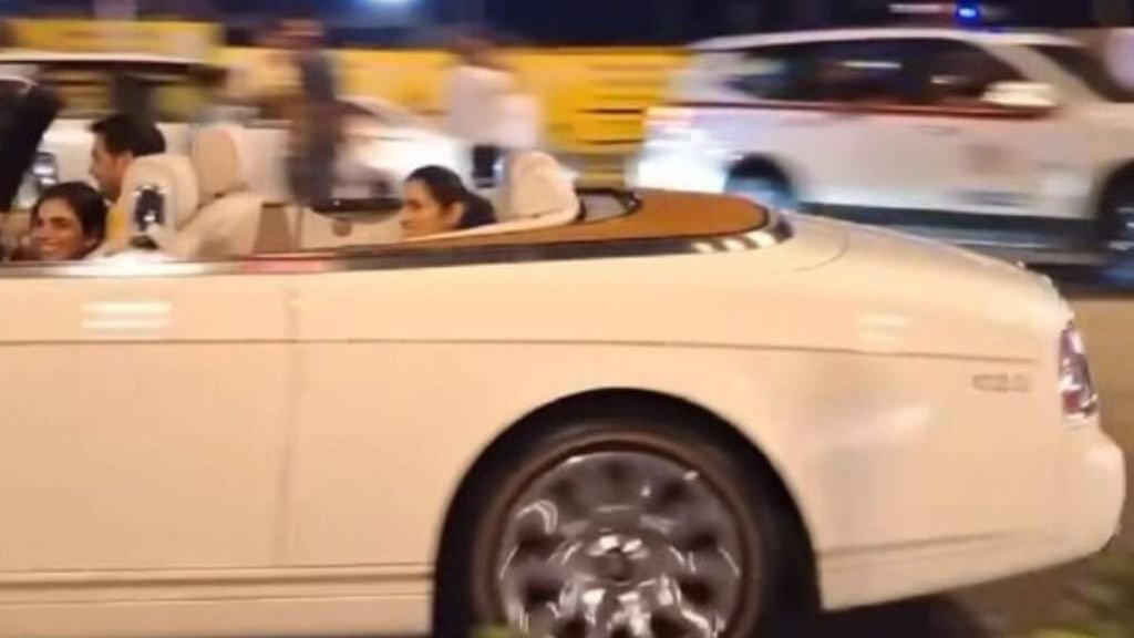 On The Streets of Mumbai, Akash-Shloka and Isha Ambani Travelled in a Rolls-Royce in a Royal Style