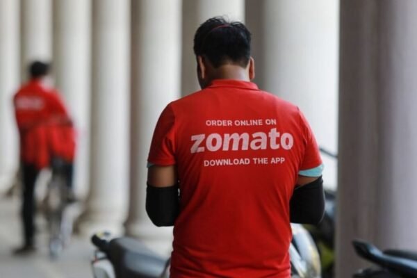 A Woman Claims That a Zomato Delivery Agent Mistreated Office Workers Because Her Food Was Delayed by Ten Minutes