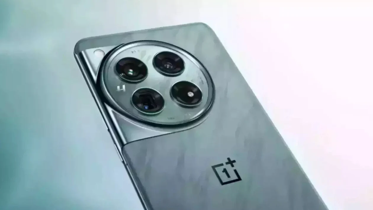 India will soon see release of oneplus 13 smartphone