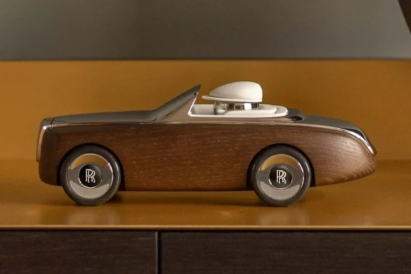 Cameo, a Miniature Home Decor Piece Unveiled by Rolls-Royce