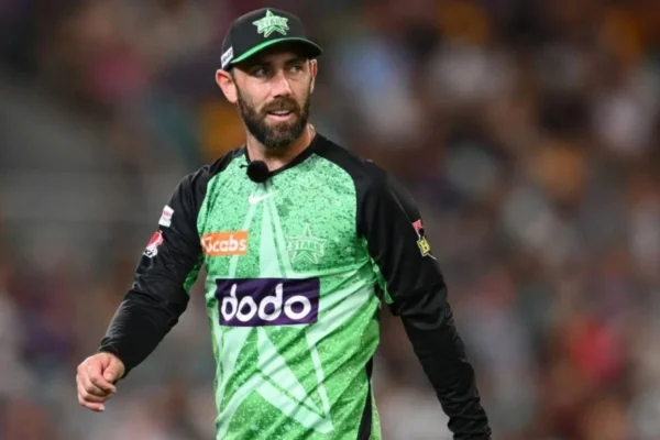 On The boundary, Glenn Maxwell made an Unexpected Catch