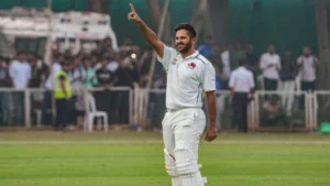 Shardul Thakur saved Mumbai's weak batting 